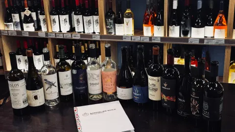 Вина Молдовы: теория и практика в VinoDeli Stuudio