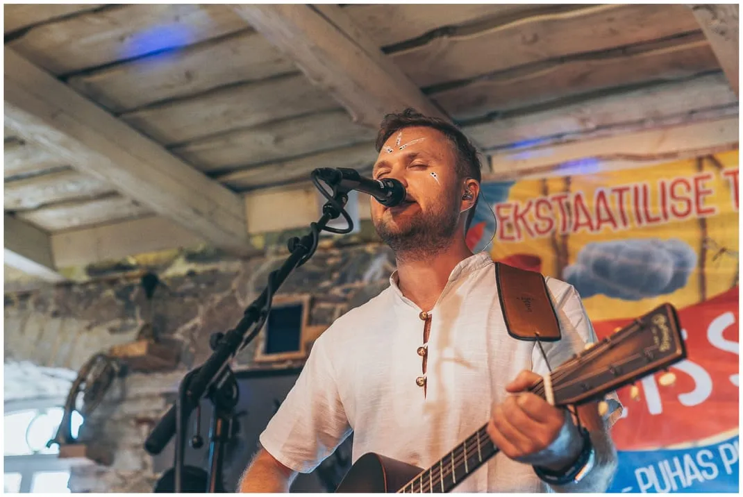 10.04 Kevade alguse pidu: Jaan-Kristjan väelaulud ja DJ Stigo extatic dance