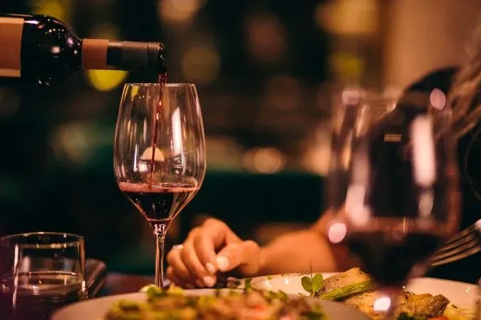 ПИЛА ВИНО И ХОХОТАЛА x KOGU RESTO: ВИННЫЙ УЖИН